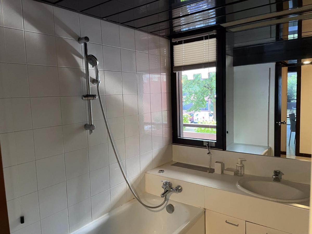 120 Mq Vicino A Banca Mediolanum E Ospedale Humanitas Apartment Basiglio Luaran gambar